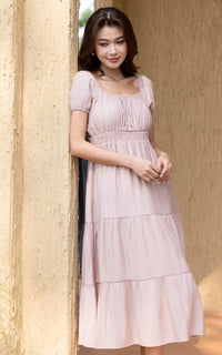 Aera Textured Dress in Soft Pink