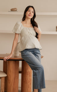 Alessan Floral Nursing Top in Blue