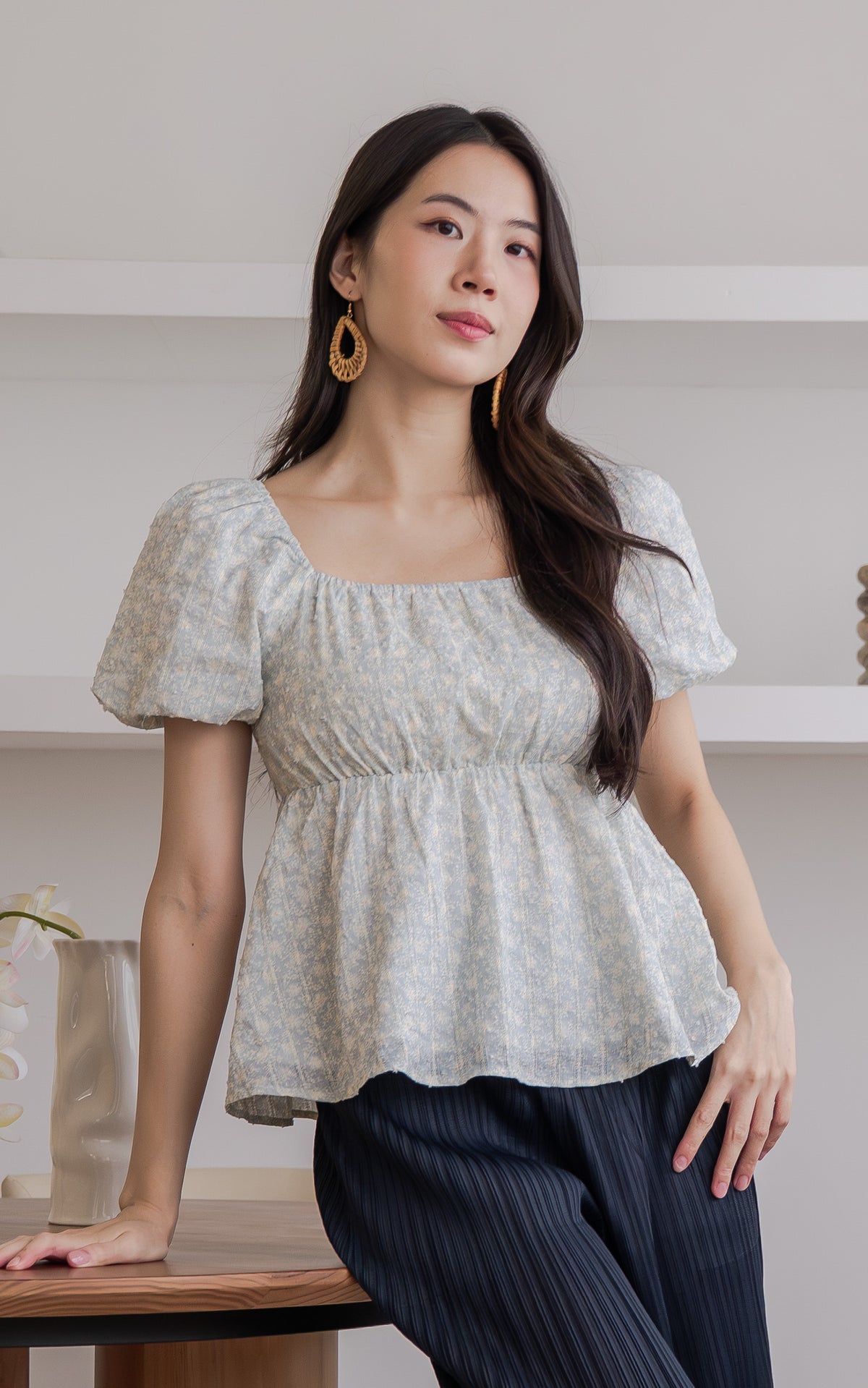 Alessan Floral Nursing Top in Blue
