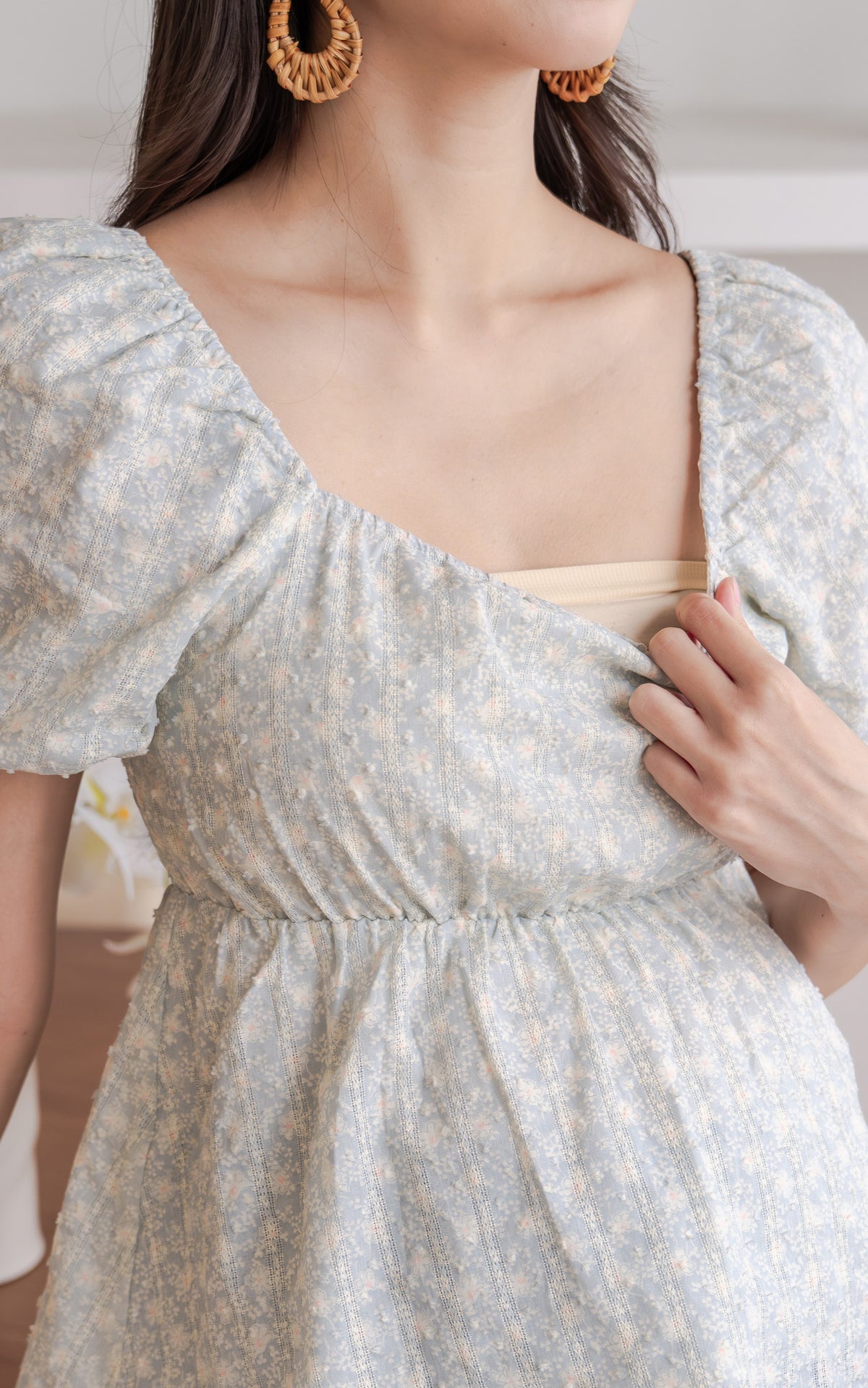 Alessan Floral Nursing Top in Blue