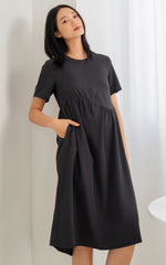 Brooklyn Nursing Dress in Black