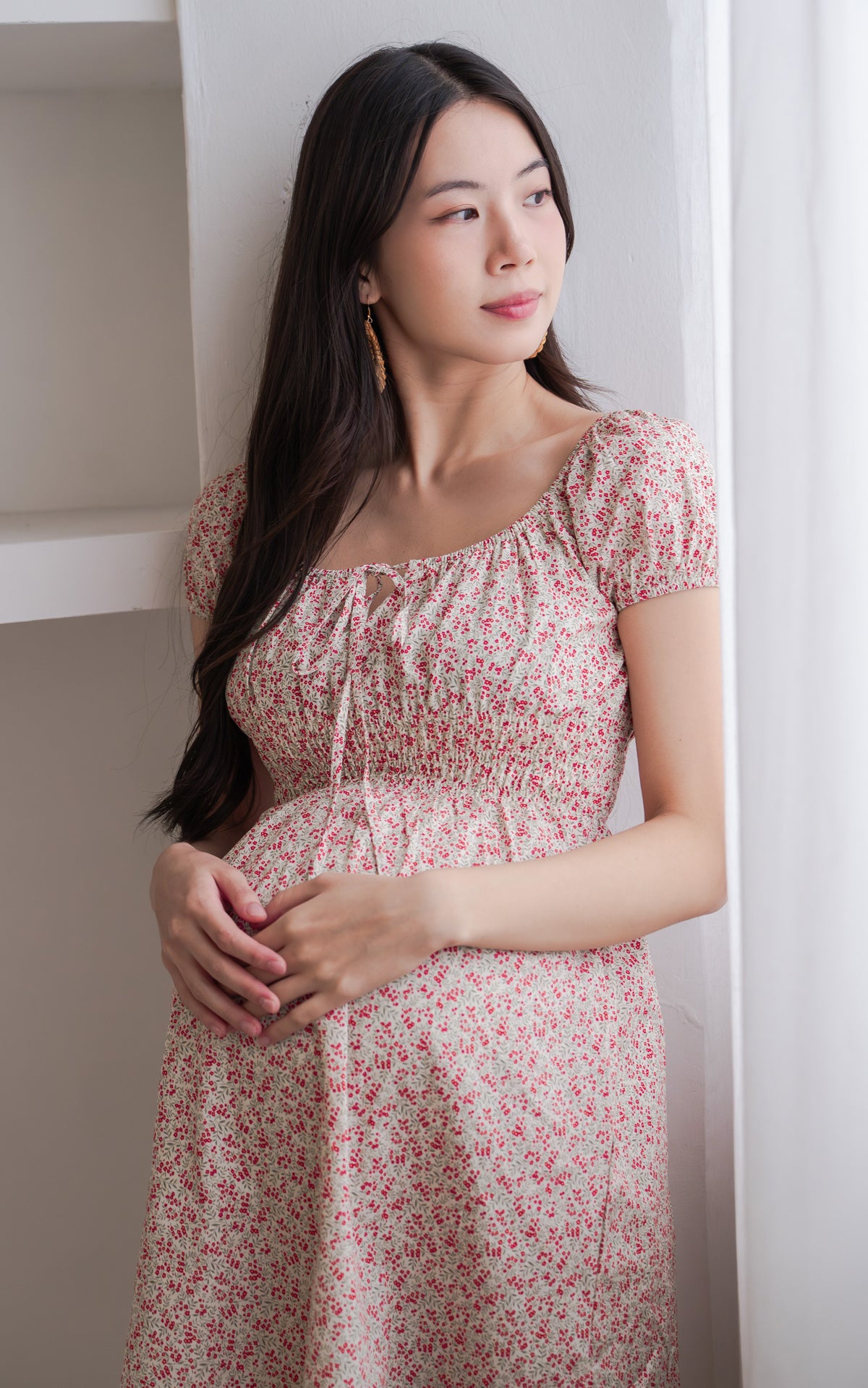 Dorothy Floral Nursing Dress in Red