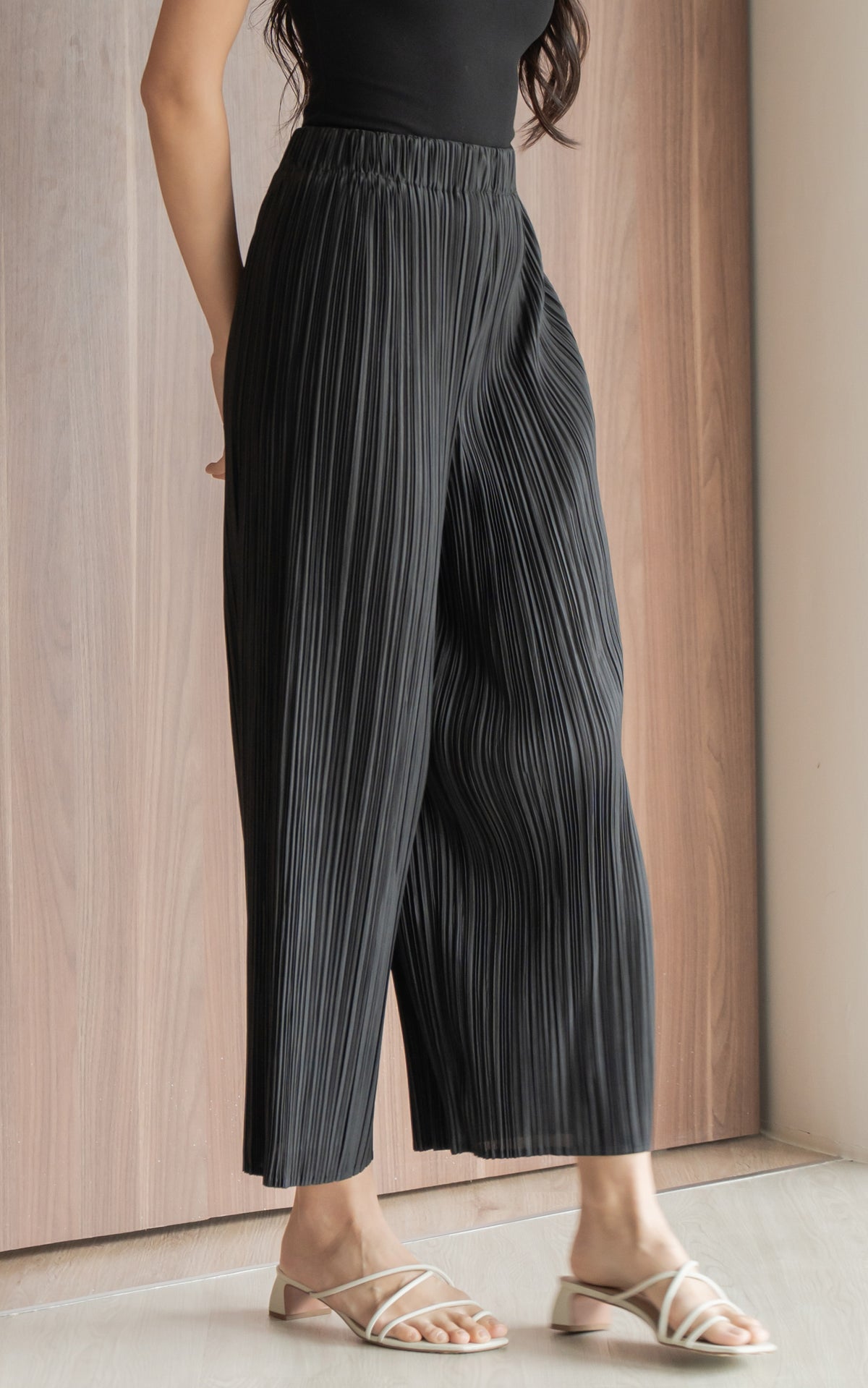 [BACKORDER] Elaina Pleated Maternity Pants