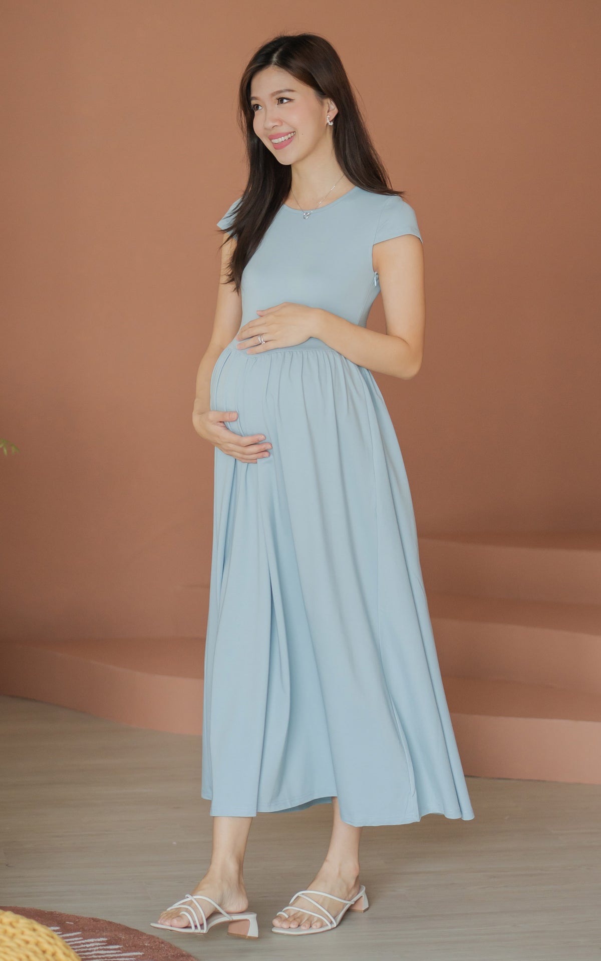Elianna Nursing Dress in Sky Blue