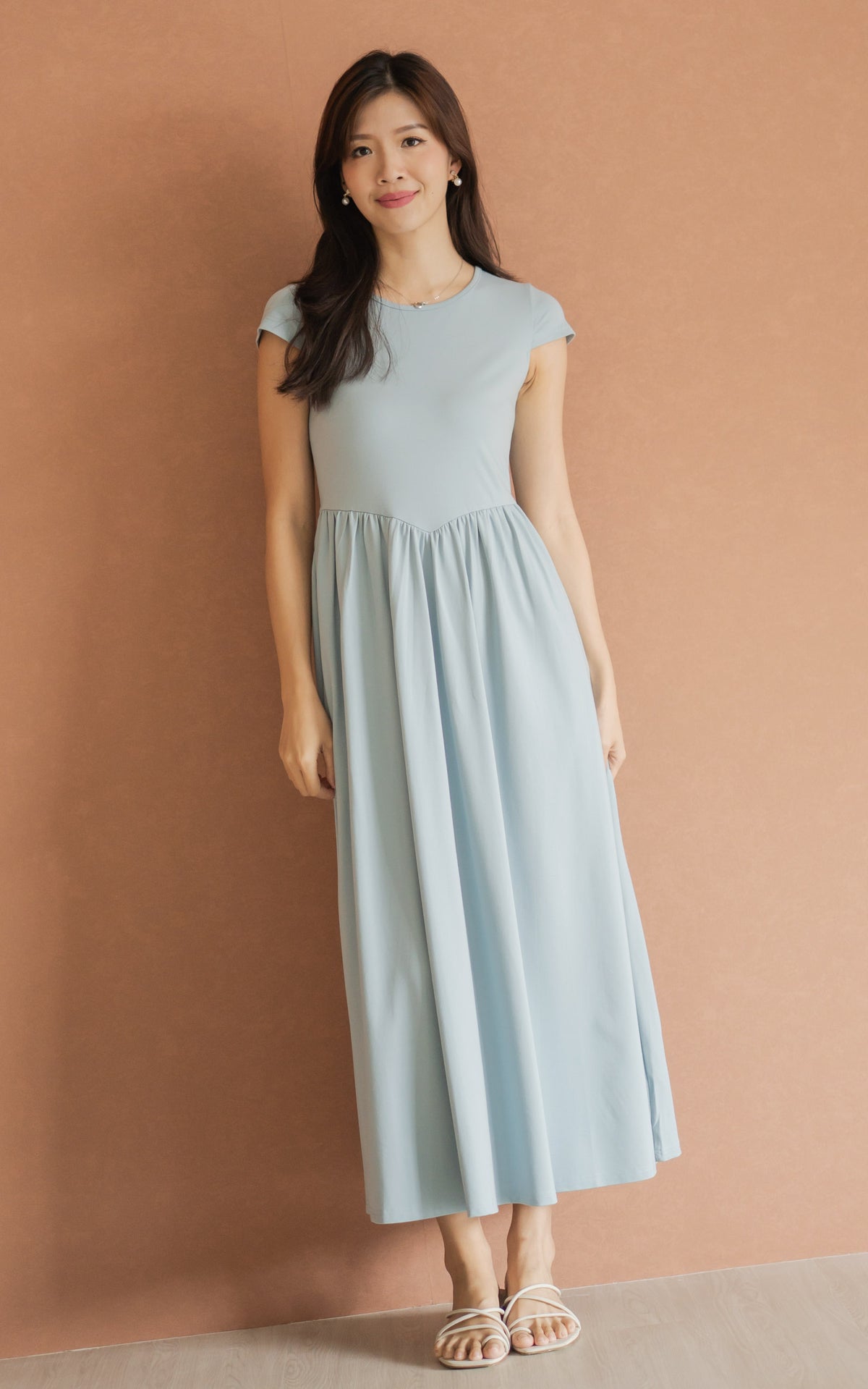 Elianna Nursing Dress in Sky Blue