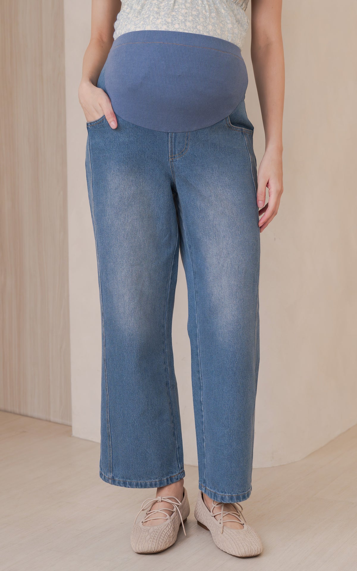 Emely Maternity Pant in Light Blue