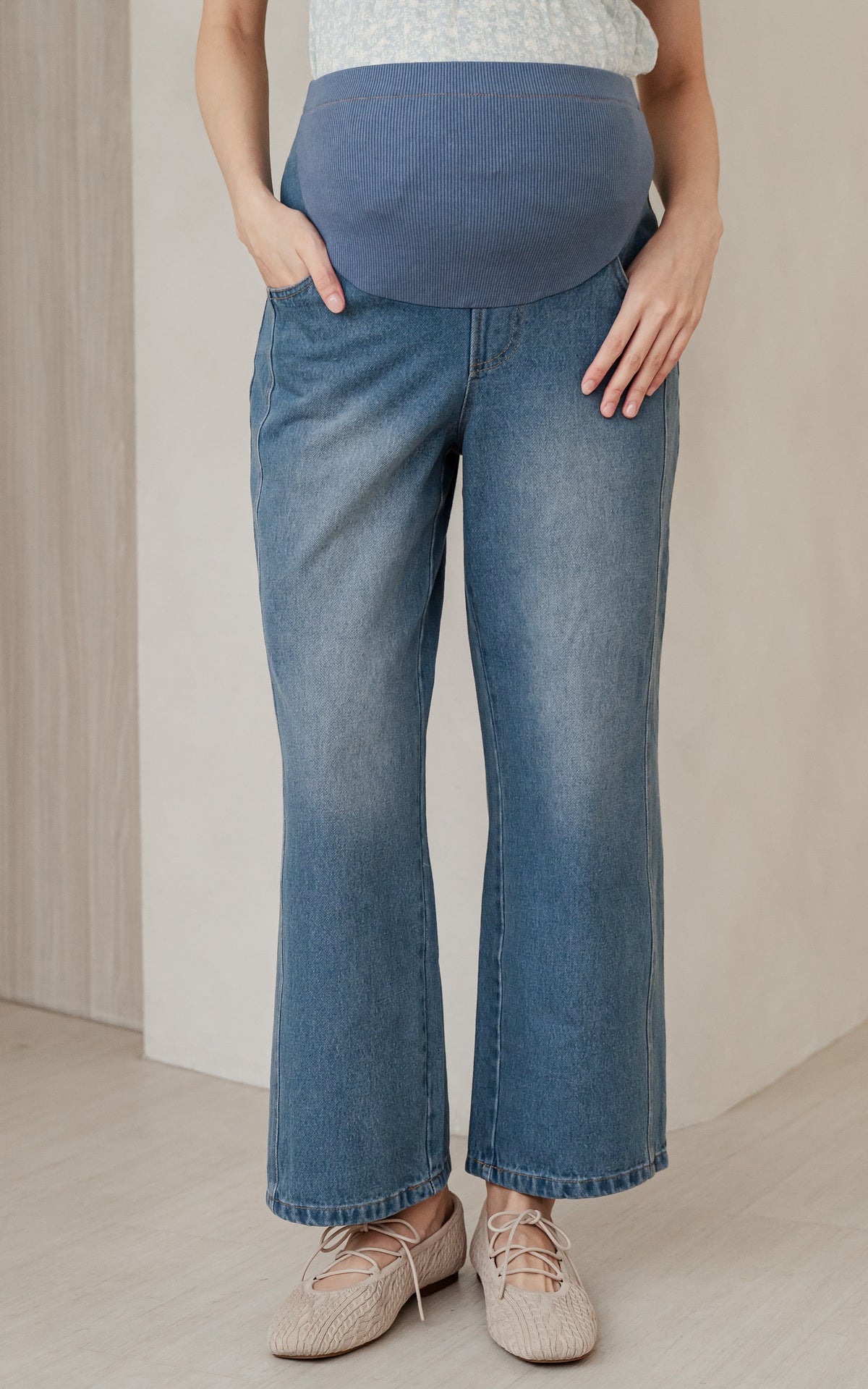 Emely Maternity Pant in Light Blue