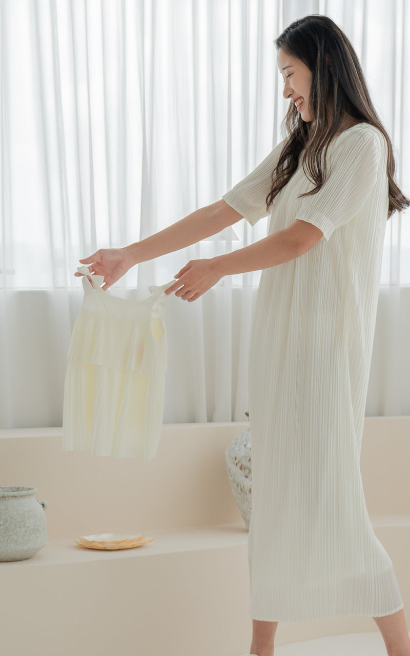 Genevieve Pleated Girls Dress