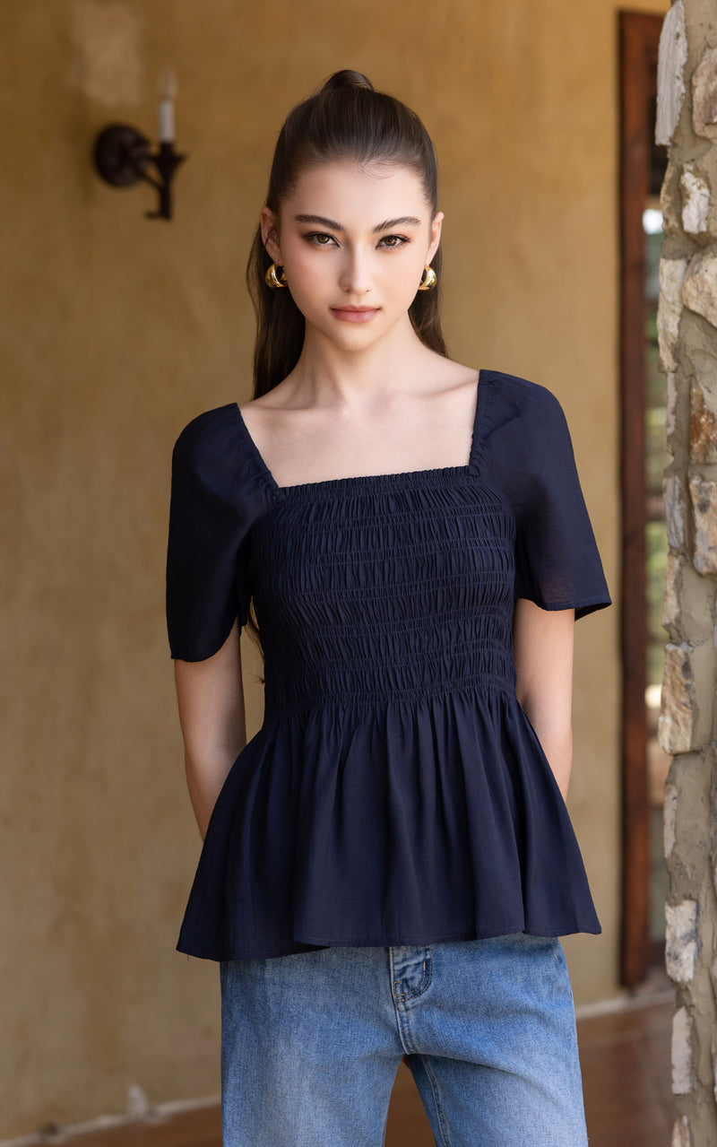Hattie Smocked Sweetheart Nursing Top in Midnight Blue