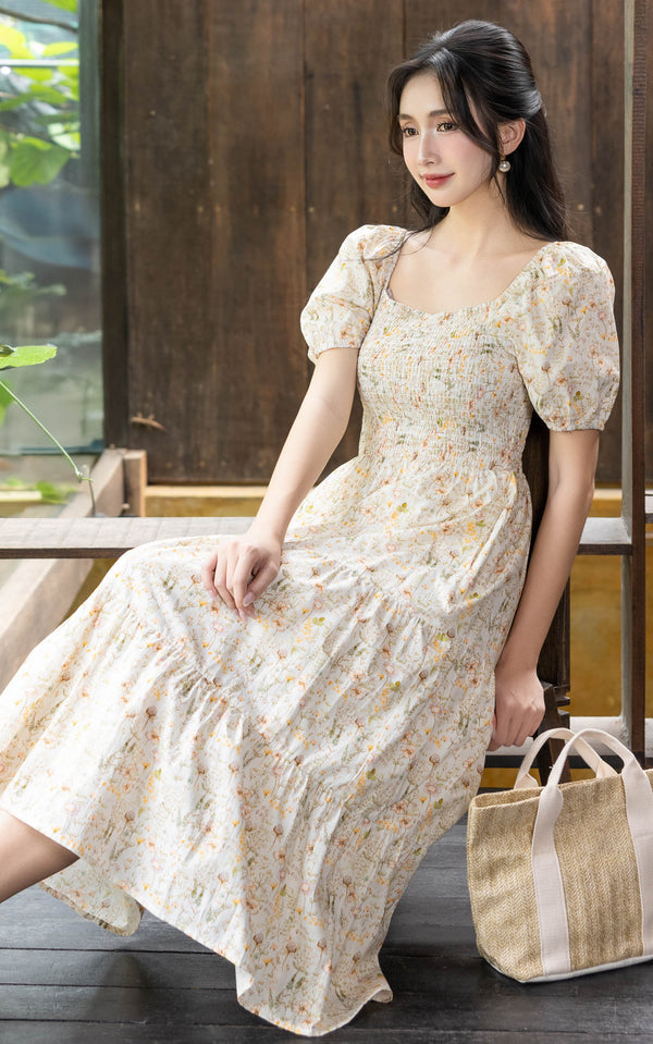 [BACKORDER] Holly Floral Smocked Dress