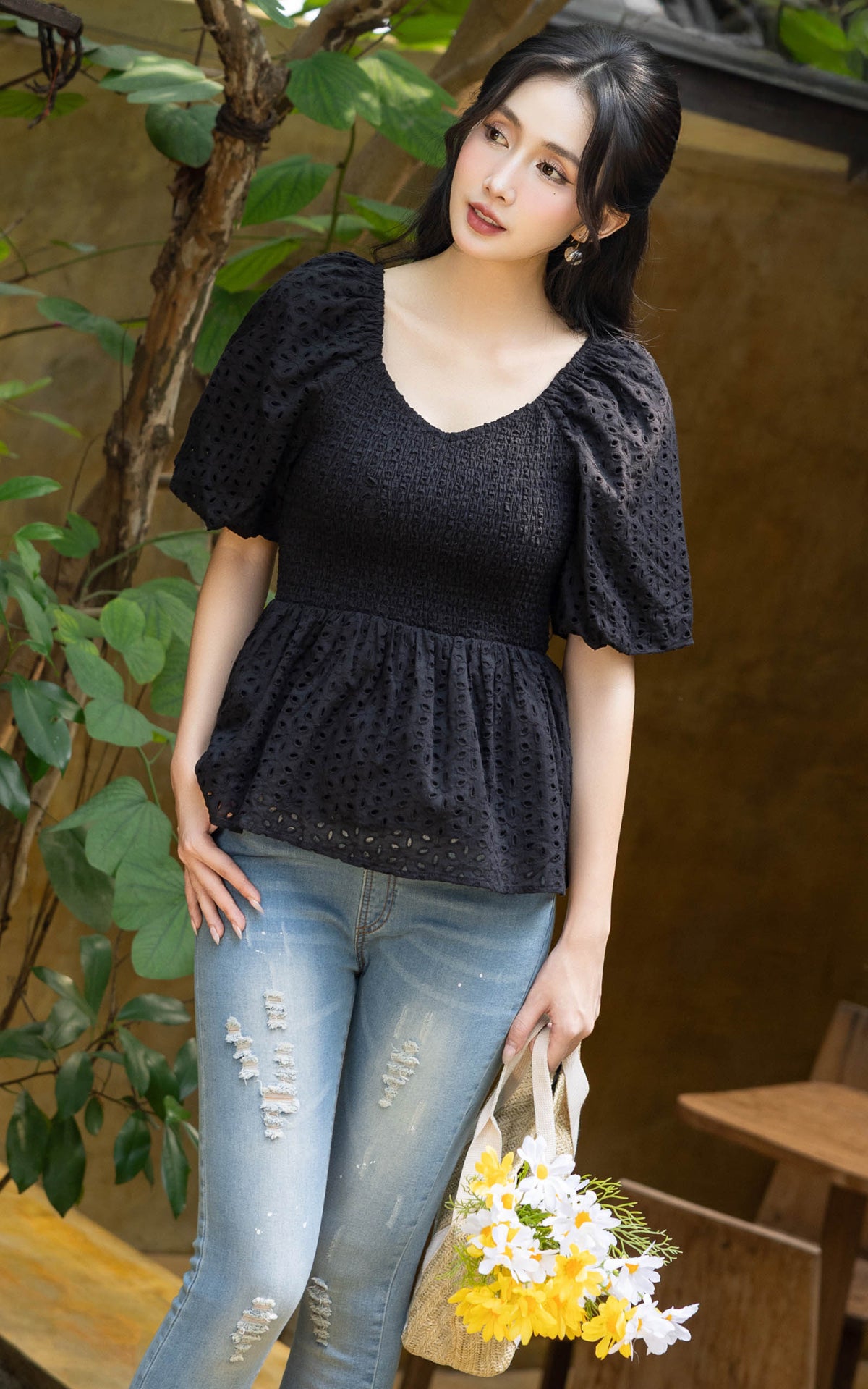 Itzel Bubble Sleeves Eyelet Top in Black