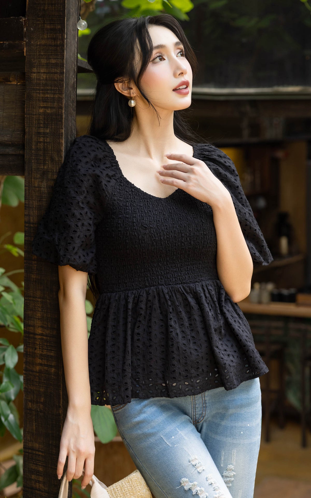 Itzel Bubble Sleeves Eyelet Top in Black