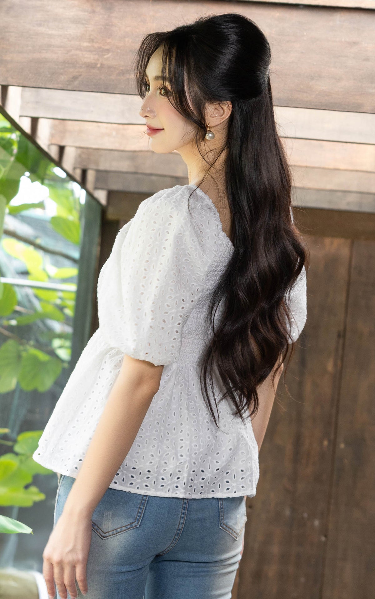 Itzel Bubble Sleeves Eyelet Top in White