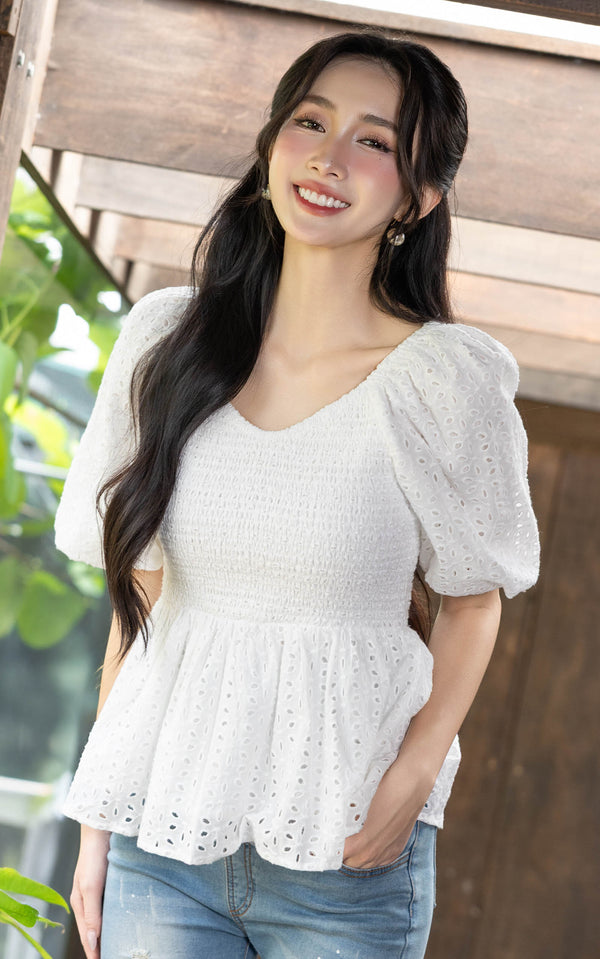 Itzel Bubble Sleeves Eyelet Top in White