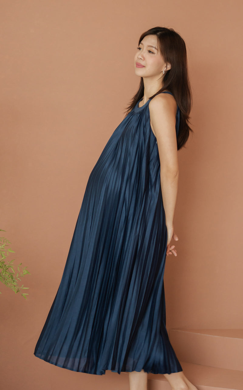 Kamila Pleated Padded Nursing Dress in Navy