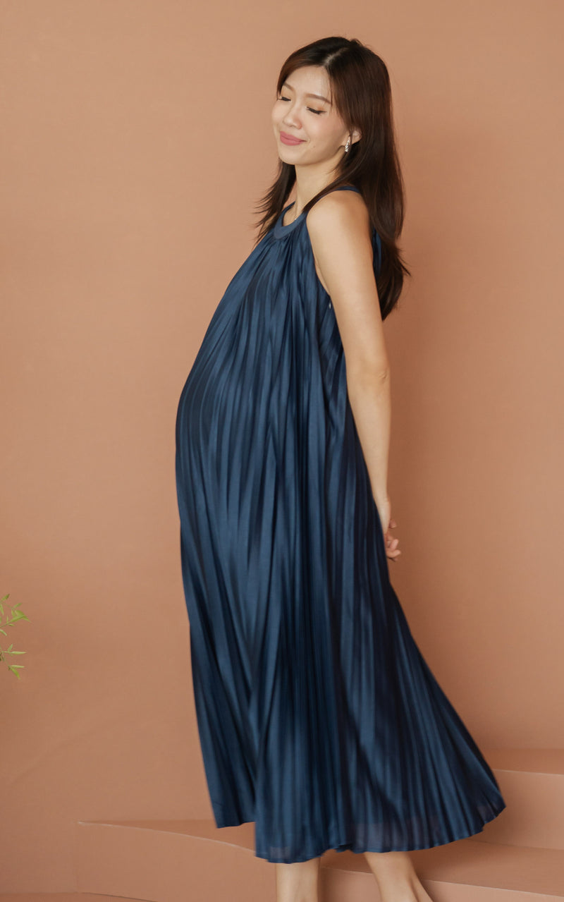 Kamila Pleated Padded Nursing Dress in Navy