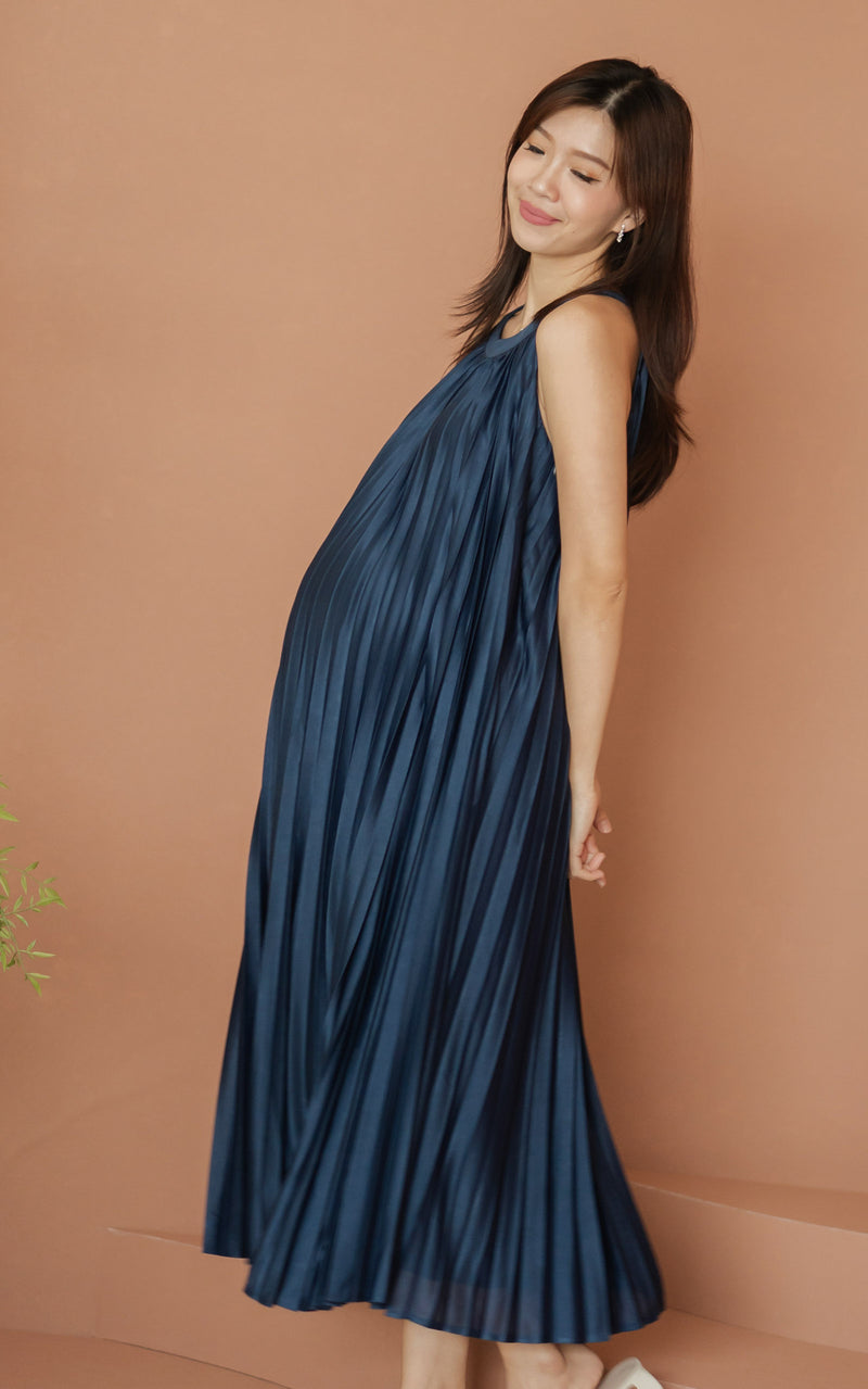 Kamila Pleated Padded Nursing Dress in Navy