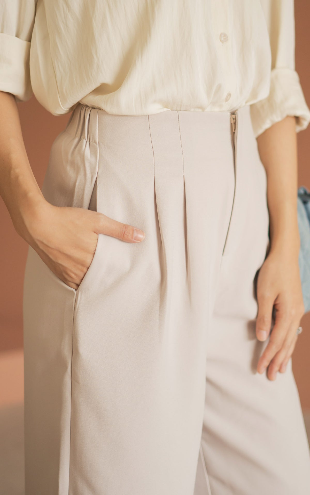 Mabel Flare Cut Pants in Cream