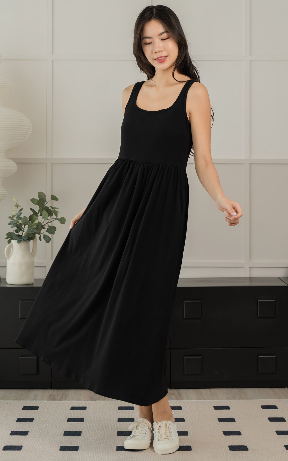 Rosalie Nursing Dress in Black