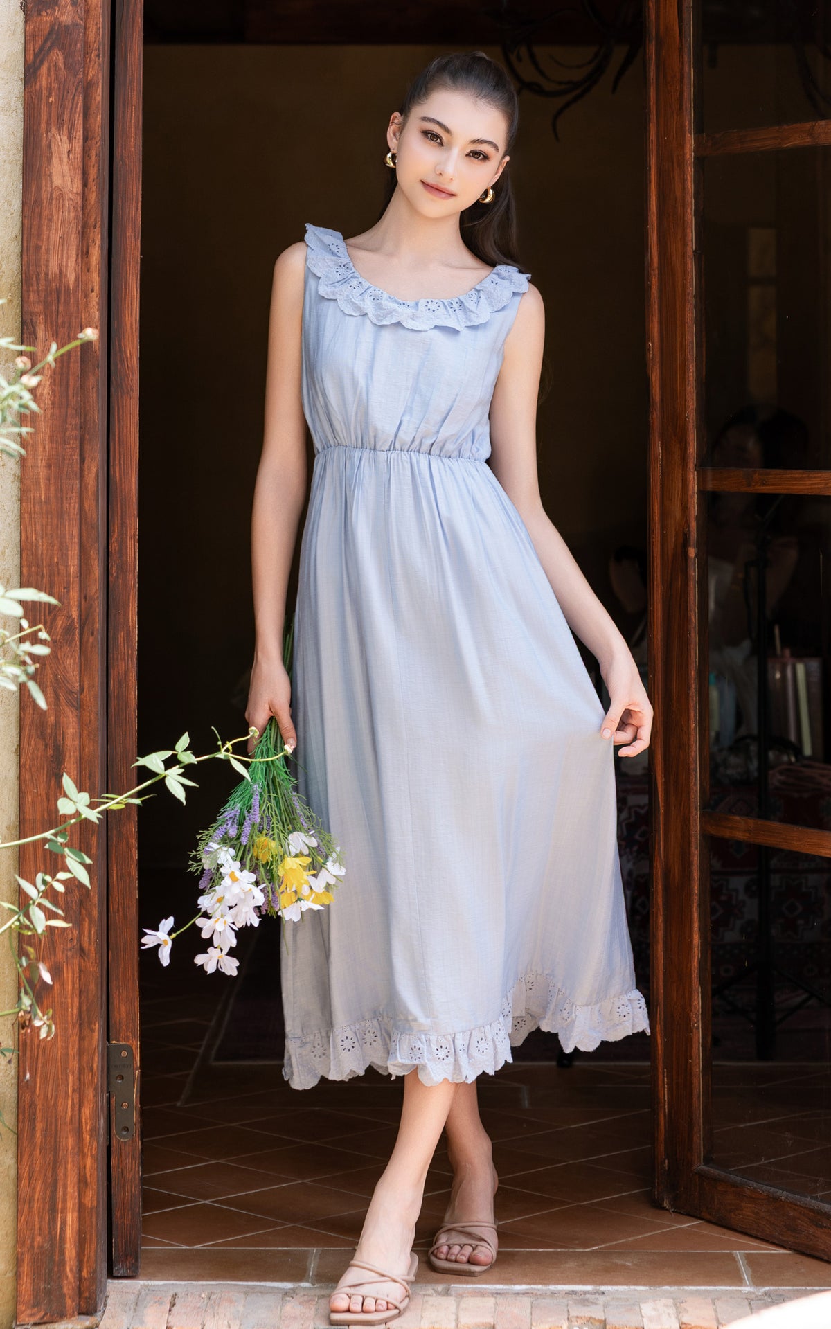 Ruffles Lace Sleeveless Nursing Dress