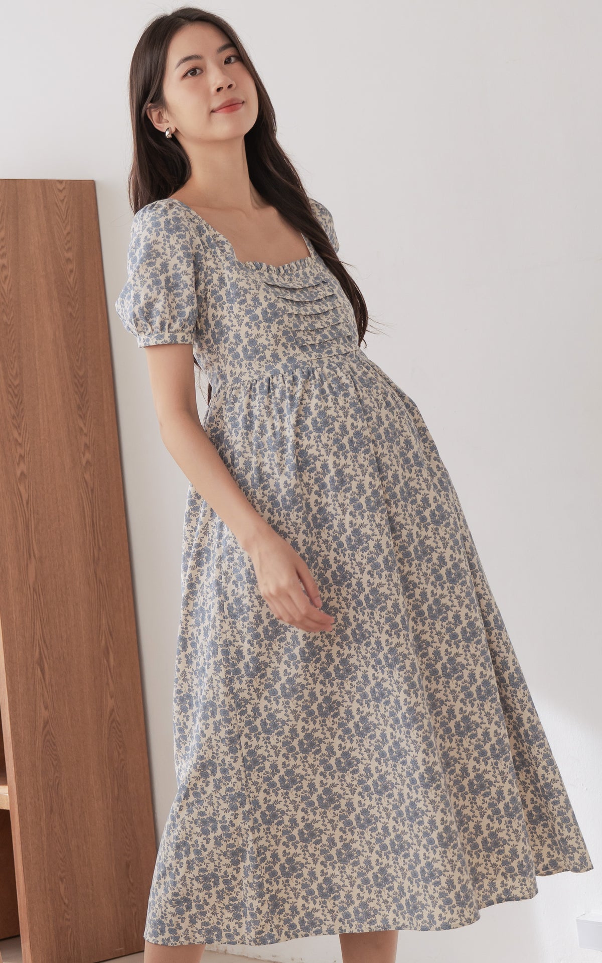 Sawyer Floral Nursing Dress in Blue