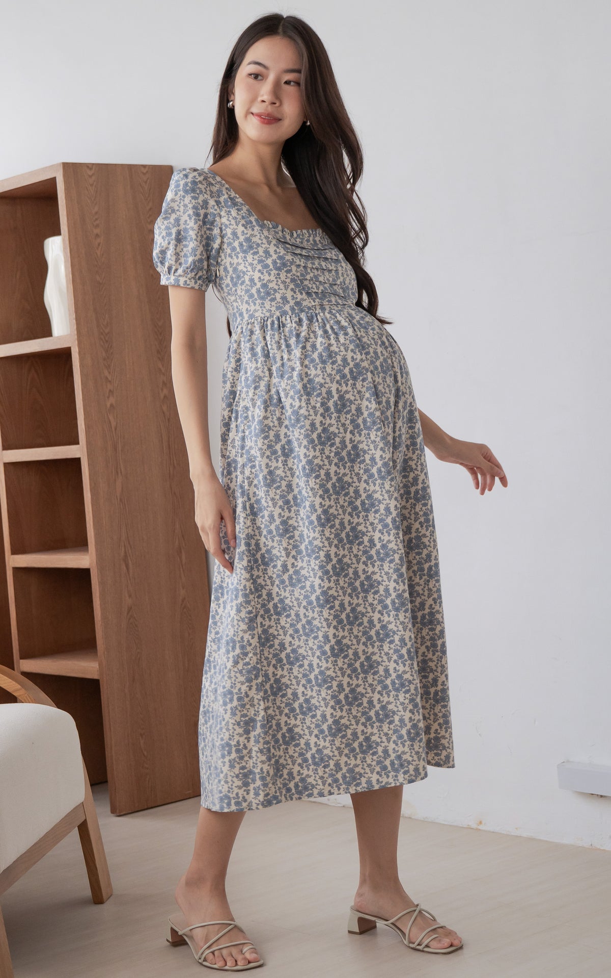 Sawyer Floral Nursing Dress in Blue