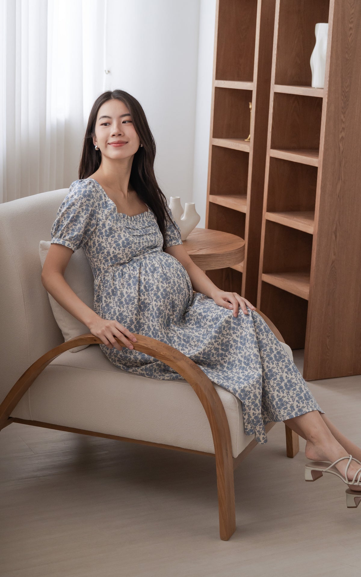 Sawyer Floral Nursing Dress in Blue