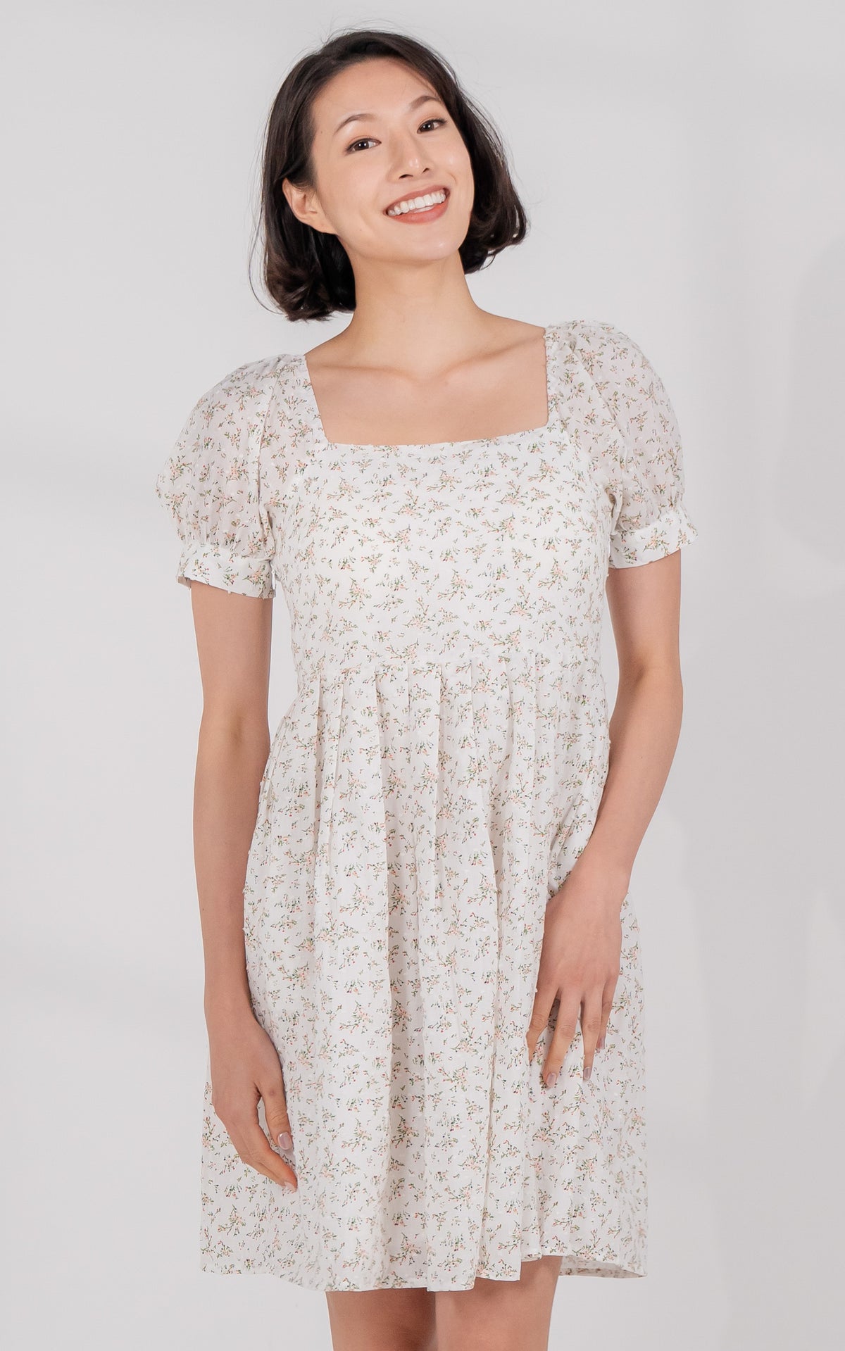 Saylor Floral Padded Nursing Dress in Cream