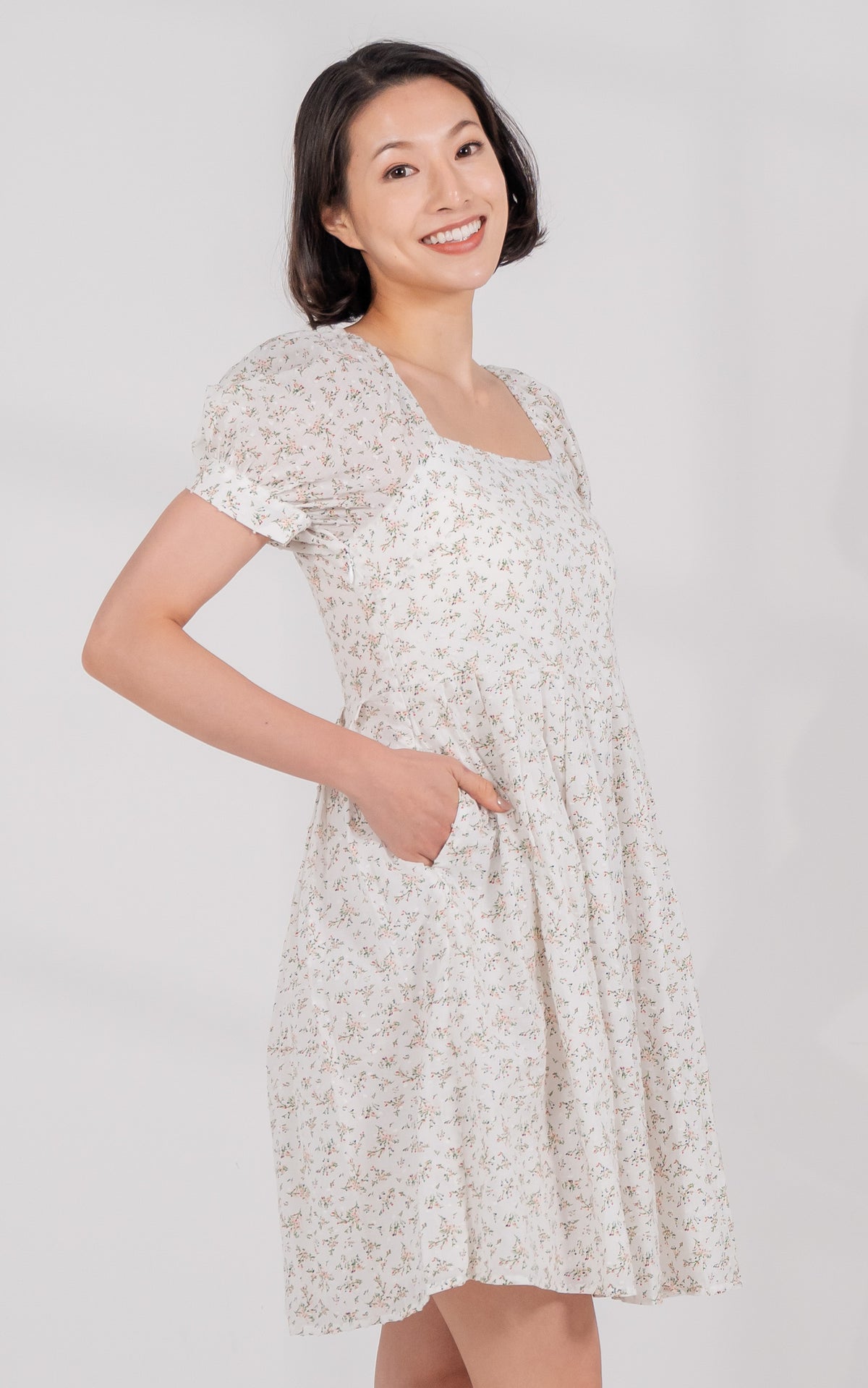 Saylor Floral Padded Nursing Dress in Cream