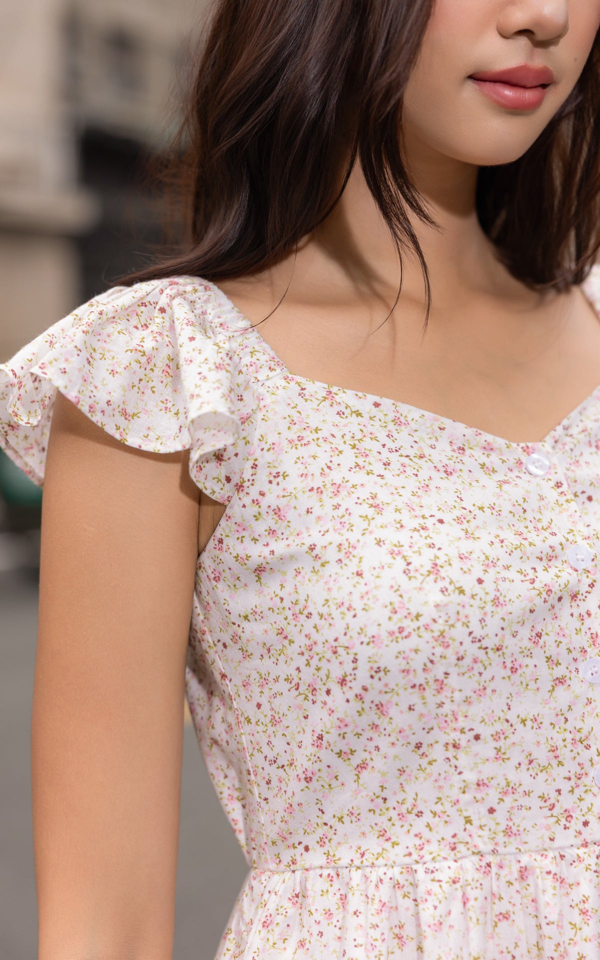 Valene Floral Flutter Sleeves Dress in Peach