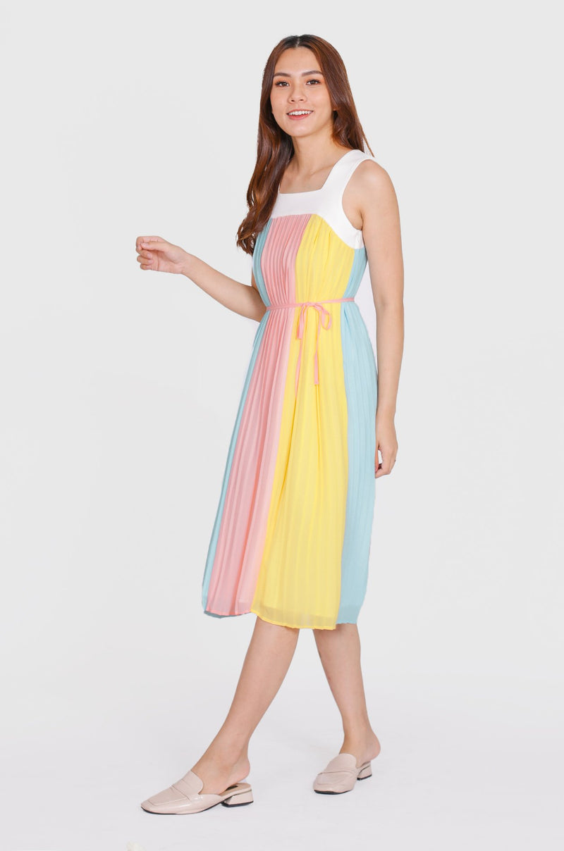 Carrie Contrasted Pleated Nursing Dress Nursing Wear Jump Eat Cry 