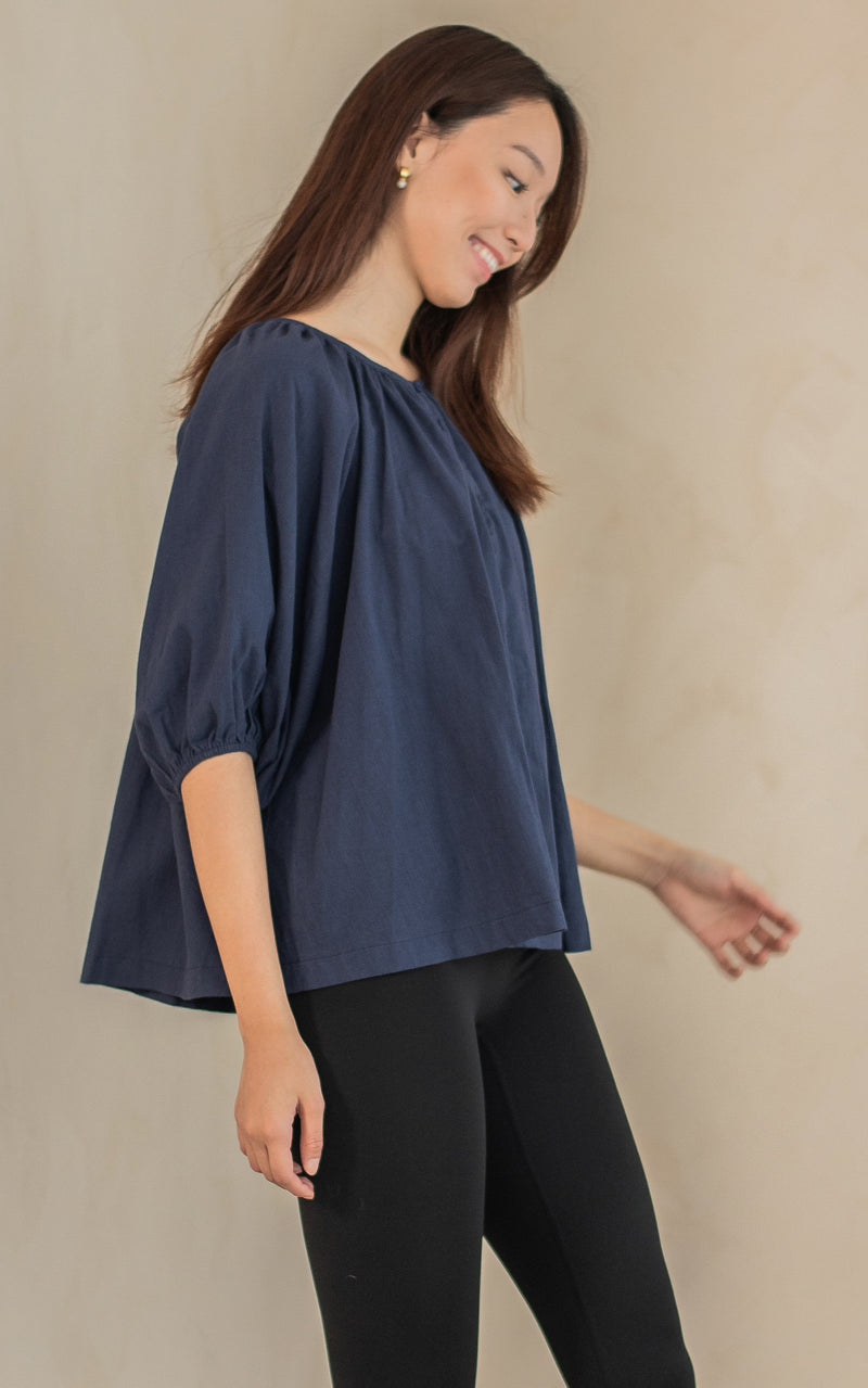 Ivy Relaxed Nursing Top in Navy